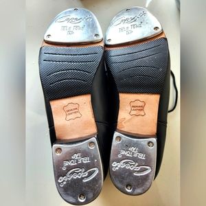 Women's tap shoes, sz 9 - Capezio Cadence